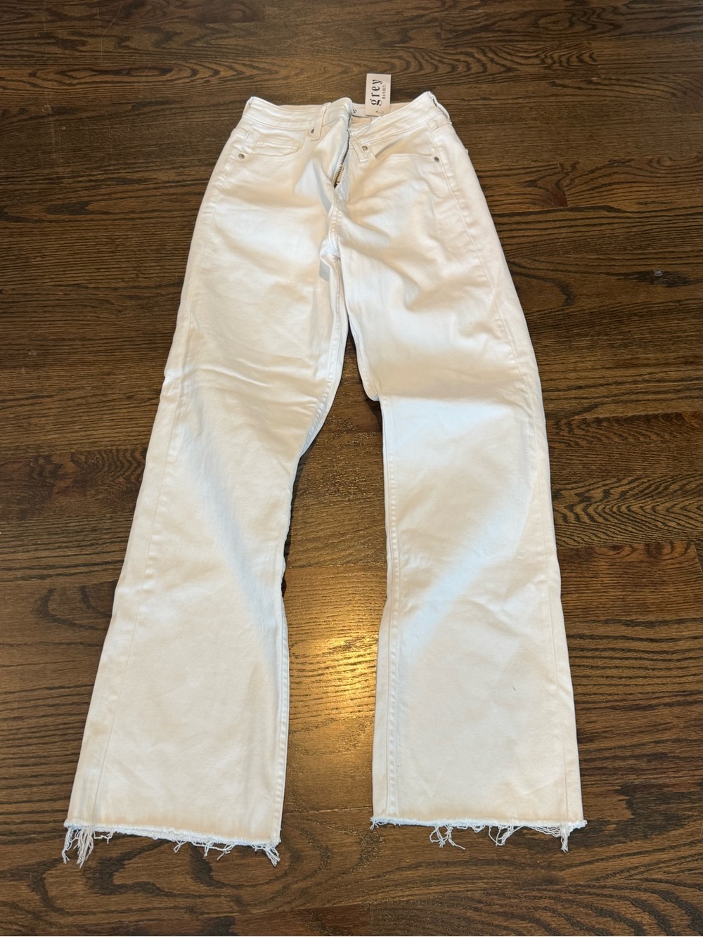 Grey Bandit white jeans nwt